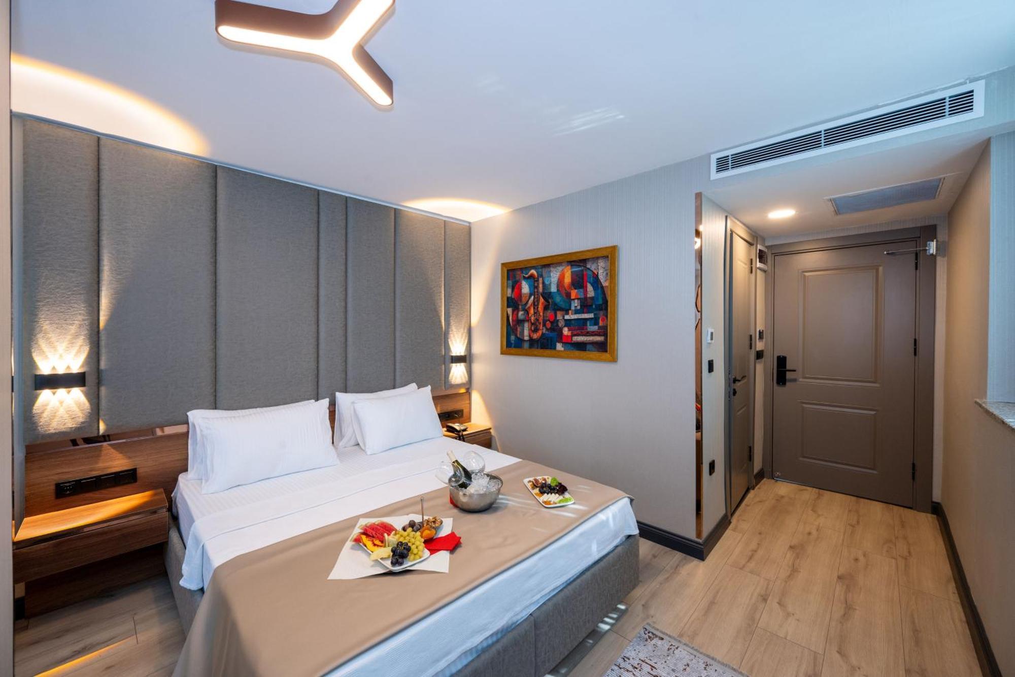 Vess Hotel Istanbul Exterior foto
